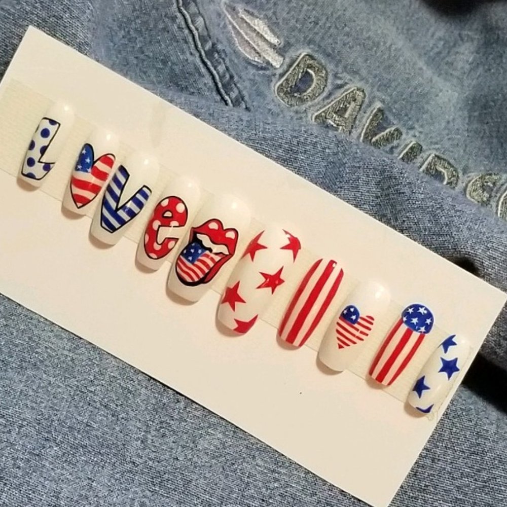 Really Fun Set of Patriotic Glue Press on Nails size small